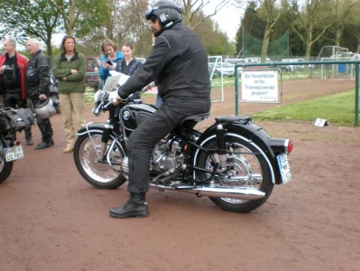 Motorrad- und Veteranen-Rallye Dom-Esch