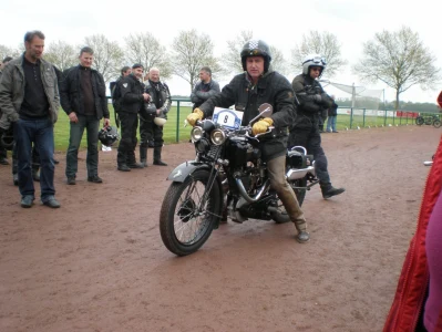 Motorrad- und Veteranen-Rallye Dom-Esch
