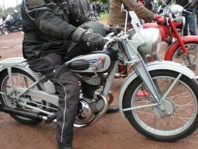 Motorrad- und Veteranen-Rallye Dom-Esch