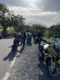 Waffeln, Eis und heiße Kirschen