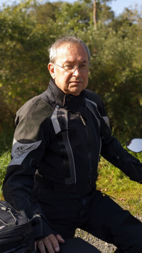 Waffeln, Eis und heiße Kirschen