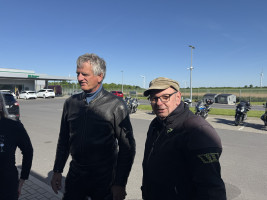 Maienluft schnuppern, die Drei-Täler-Tour