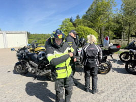 Maienluft schnuppern, die Drei-Täler-Tour