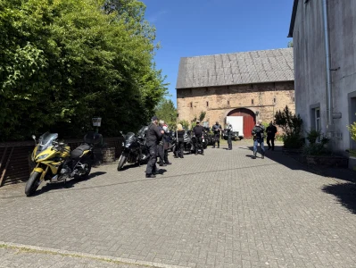 Maienluft schnuppern, die Drei-Täler-Tour