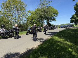 Maienluft schnuppern, die Drei-Täler-Tour