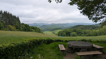Sonntagsausfahrt in die Eifel zum Cafe zur Tanke in Kail/Mosel