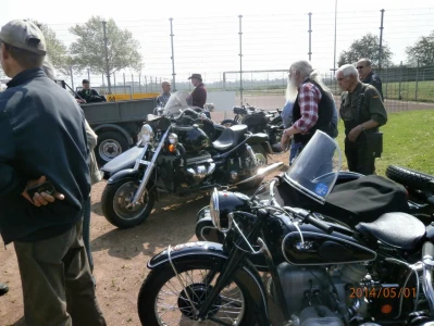 Tour am 1. Mai nach Dom Esch zur Oldtimer Motorrad Rallye