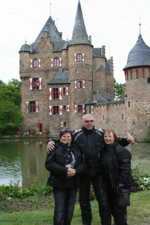 Besuch auf Burg Satzvey