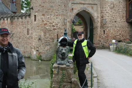 Besuch auf Burg Satzvey
