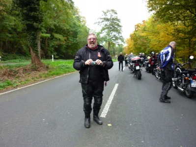 Motorradkorso zum Altenberger  Dom