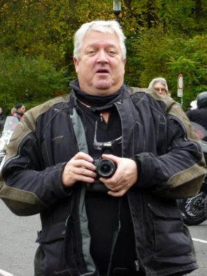 Motorradkorso zum Altenberger  Dom