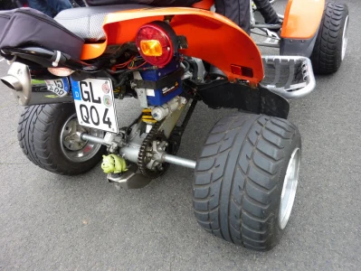 Motorradkorso zum Altenberger  Dom