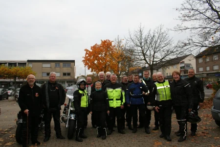 Motorradkorso zum Altenberger  Dom