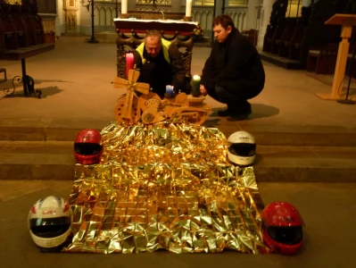 Motorradkorso zum Altenberger  Dom
