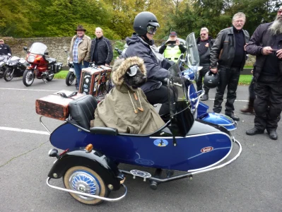 Motorradkorso zum Altenberger  Dom