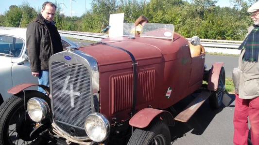 Tour zum Oldtimer-Nostalgietag am ADAC Fahrtsicherheitszentrum Grevenbroich