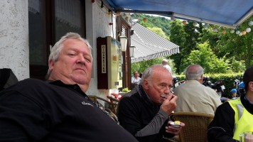 Kaffee trinken auf Burg Satzvey