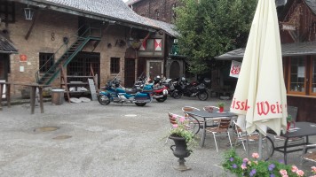 Kaffee trinken auf Burg Satzvey