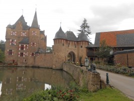 Kaffee trinken auf Burg Satzvey