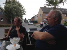 Kaffee und Leberkäs