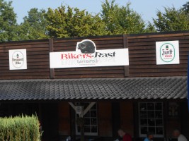 Gemütlich und sicher. Die kleine Tour zum Bikertreff "Bikers Rast,,