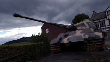 Auf den Spuren des Königstiger Panzerkampfwagen VI Tiger II in Belgien La Gleize
