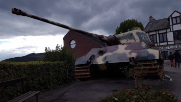 Auf den Spuren des Königstiger Panzerkampfwagen VI Tiger II in Belgien La Gleize