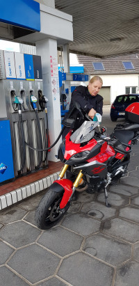 Kurventour zum Sprudelwasser