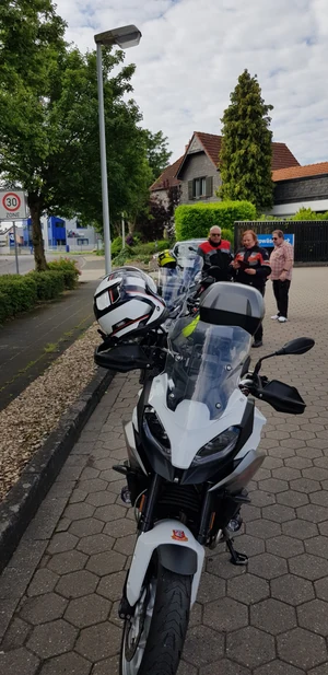 Kurventour zum Sprudelwasser