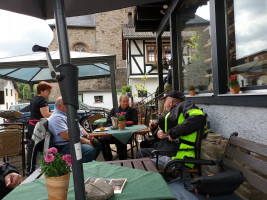 Slalom zum Radioteleskop