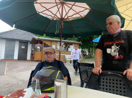 Slalom zum Radioteleskop