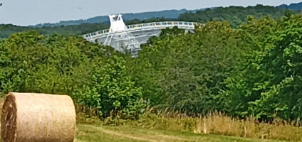 Slalom zum Radioteleskop