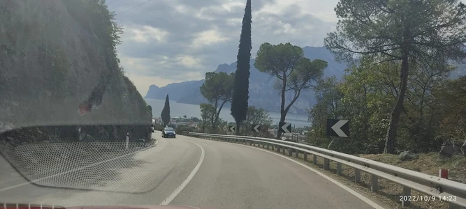 Zwei BFR'LER ERKUNDEN DEN di lago (Trentino province)