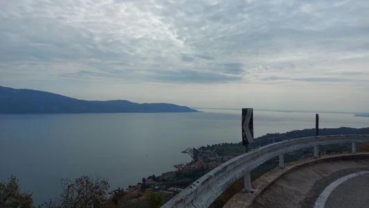 Zwei BFR'LER ERKUNDEN DEN di lago (Trentino province)