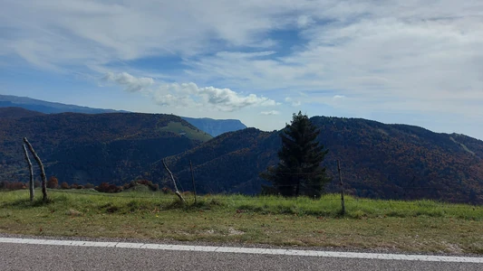 Zwei BFR'LER ERKUNDEN DEN di lago (Trentino province)