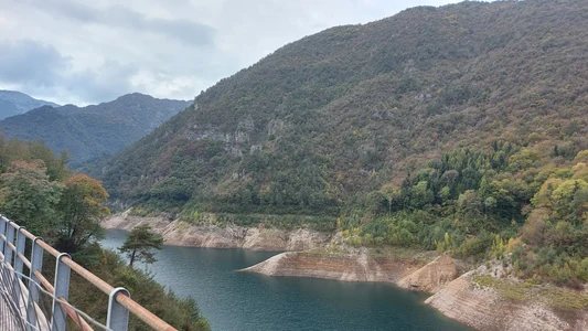 Zwei BFR'LER ERKUNDEN DEN di lago (Trentino province)