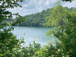 Runde um die großen Eifelmaare