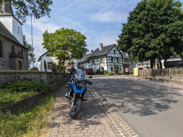 GG Immer der Nase nach